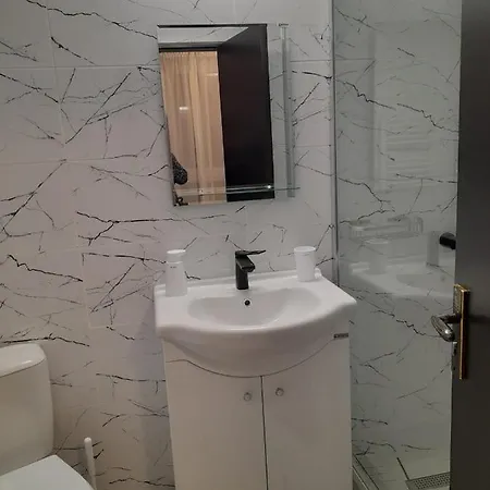 Apartment De Inchiriat Darius 16 , 2