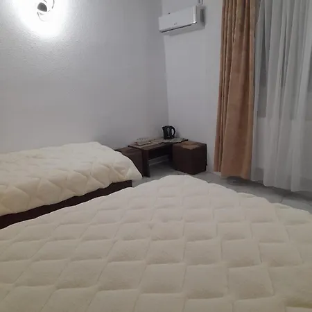 Apartamento Casa Darius,Camere De Inchiriat *