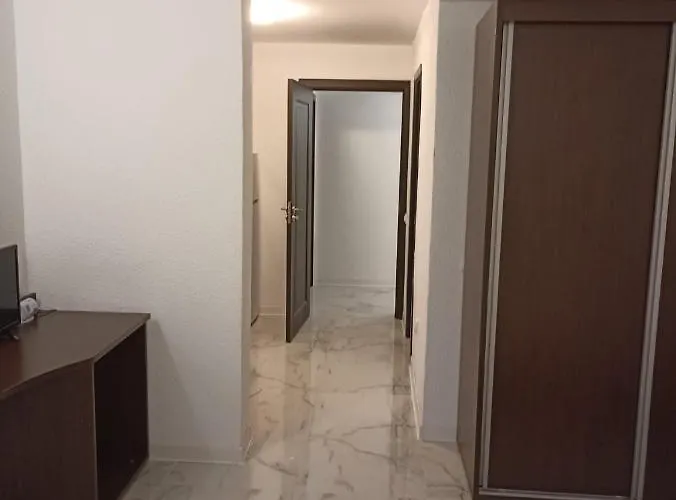 De Inchiriat Darius 16 , 2 艾福雷诺德